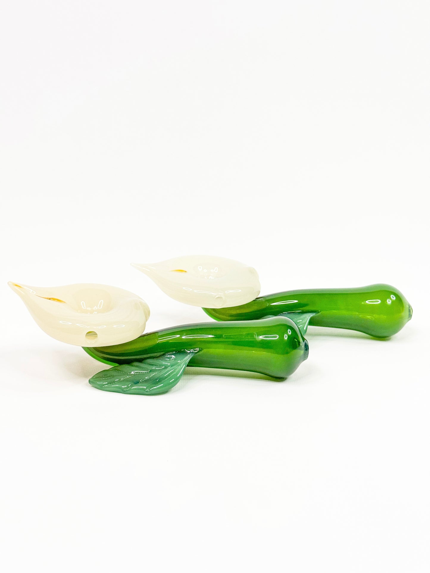 White Flower Handpipe